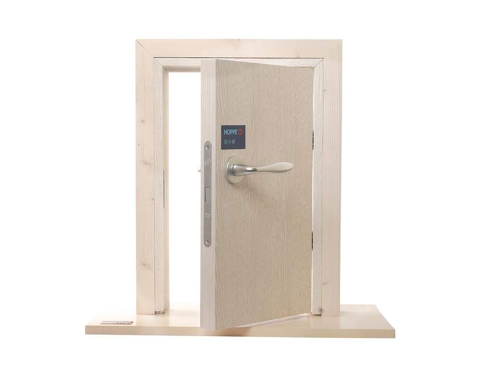 Замок магнитный WC 50x8x96x6 штульп овал 18 мм, хром матовый с ответной планкой W8 и винтами — изображение 17